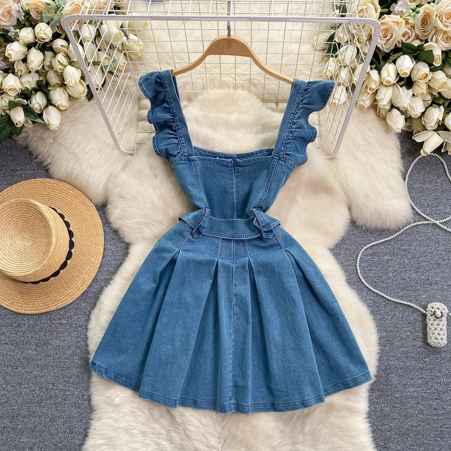 Korean Version of The College  – обзор и цена Shift Dress Sleeveless